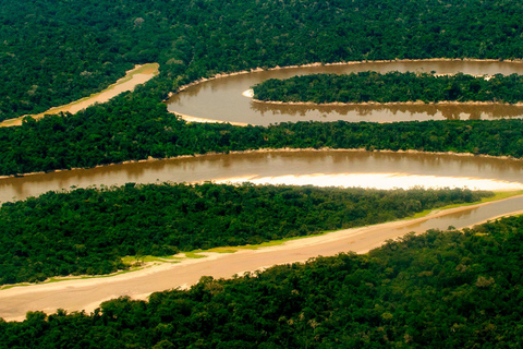 Iquitos: 2 days in the Amazon, a natural wonder of the world