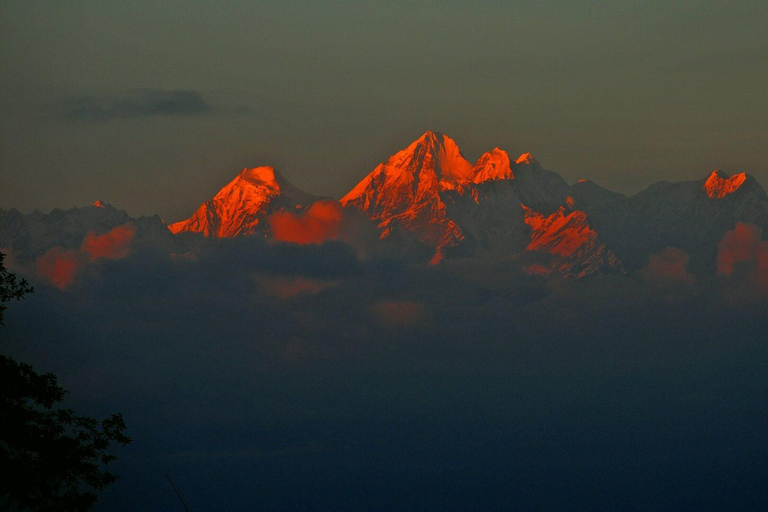 Kathmandu: Nagarkot Sunrise and Bhaktapur Day Trip