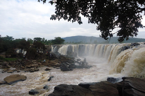 Kilimambogo Sunrise Trek with Fourteen Falls Visit