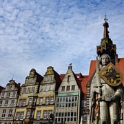 Bremen: Culinary Old Town Tour – with Unique Locations