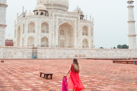 Agra: Taj Mahal i Agra Fort wstęp VIP z pominięciem kolejkiWycieczka all inclusive Taj &amp; Fort ze wstępem o wysokiej wartości