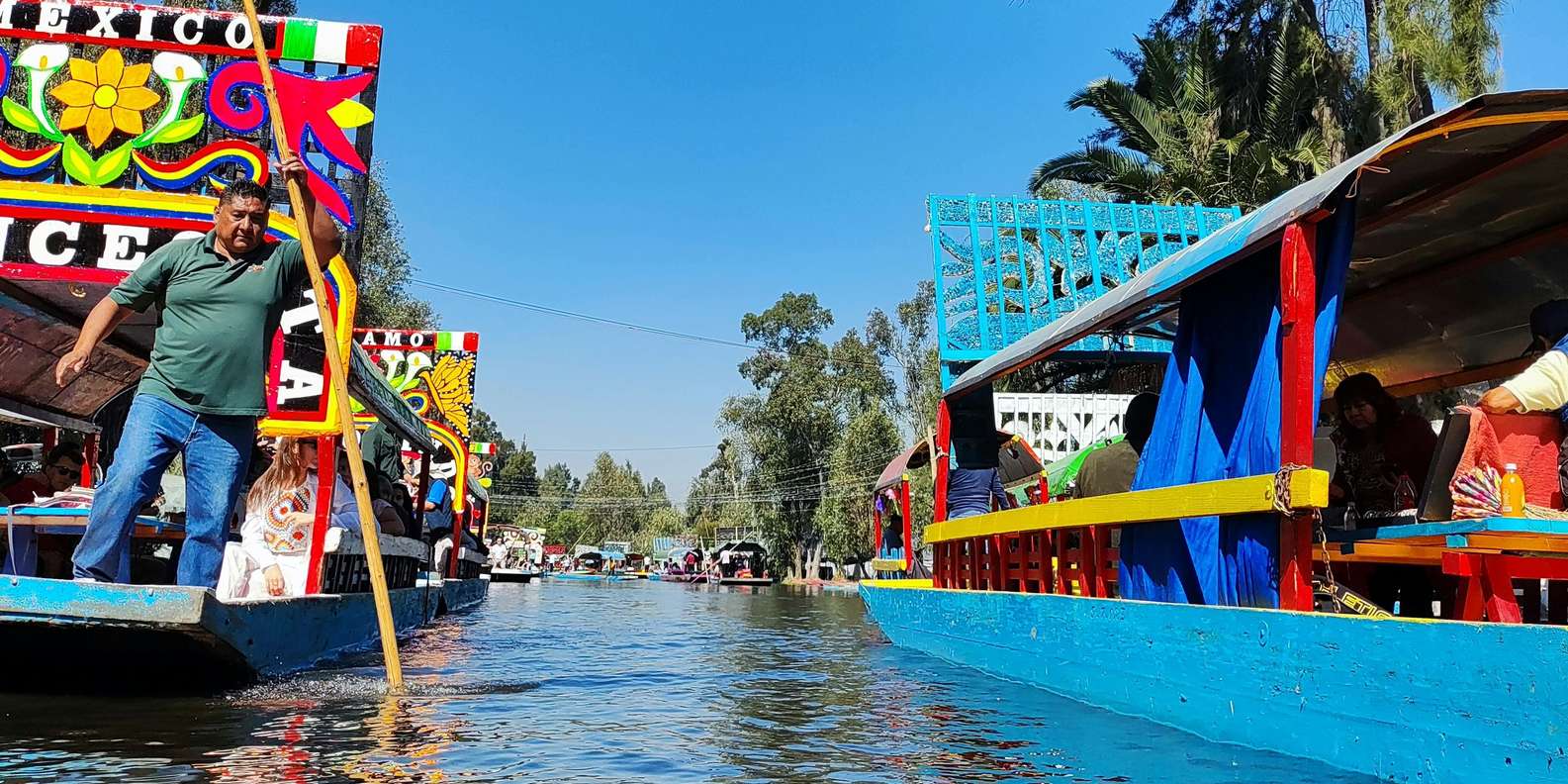 Mexico City: Private tour of Xochimilco, Coyoacán, and the Frida Museum