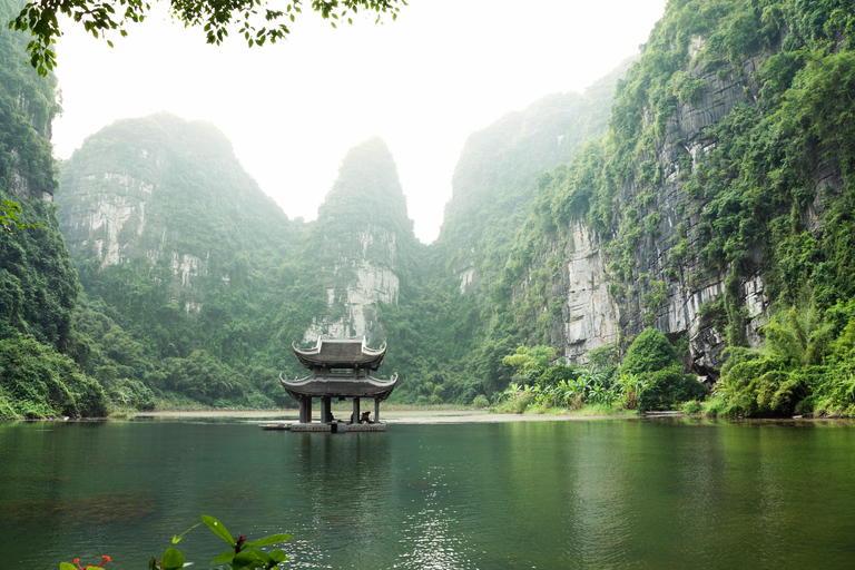 Ninh Binh, Trang An, Bai Dinh Pagoda, and Mua Cave