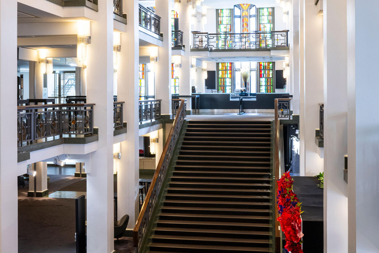 Berlin: BLINDED by DELIGHT Grand Show Friedrichstadt-Palast Premium price category