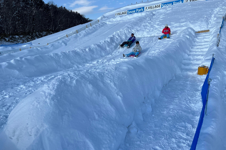 Play with Snow! at HOKKAIDO Snow park & Outlet Shopping Skiing and sledding experience full set plan