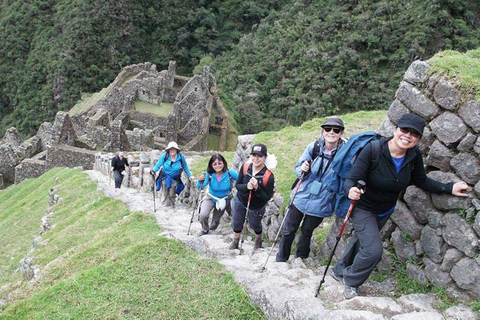Machu Picchu: Expedition and Seven Colors Mountain - 2 Days