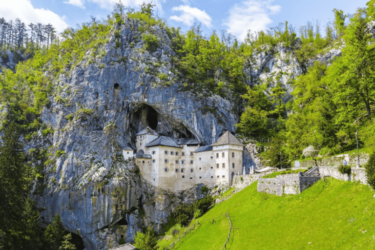 Ljubljana: Postojna Cave, Castle & Coast Private Trip