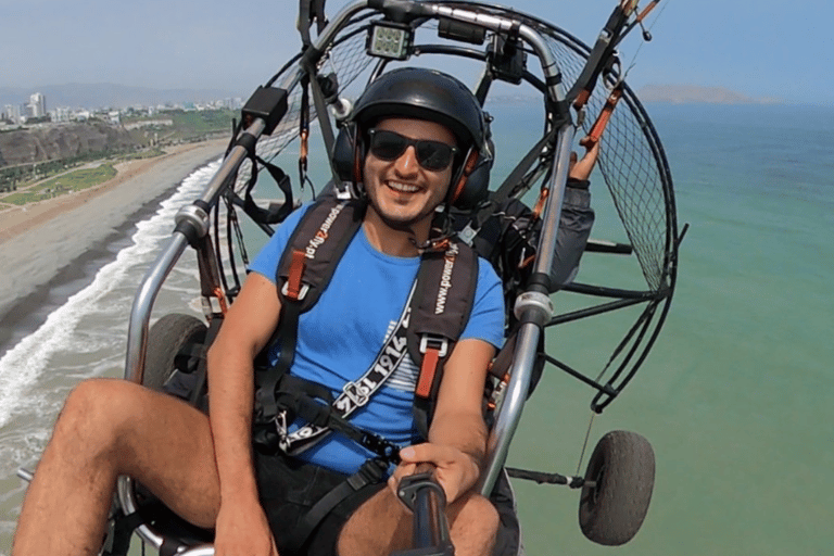 Lima: Costa Verde Paragliding Paratrike for First-Timers
