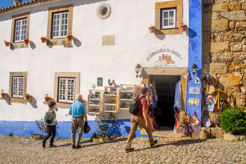 From Lisbon: Óbidos and Peniche Day Tour with Local Guide