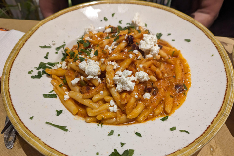 Athens at Night Enchanting Walking Tour and Dinner Delights