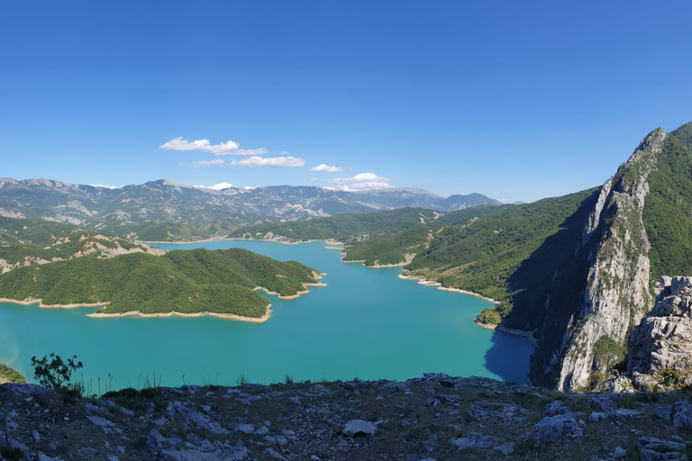 Bovilla: Lago de Bovilla y visitas turísticasLago Bovilla