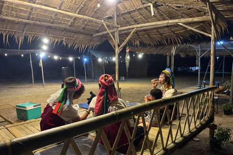 Pattaya : Long Neck Village Night Tour With Transfer