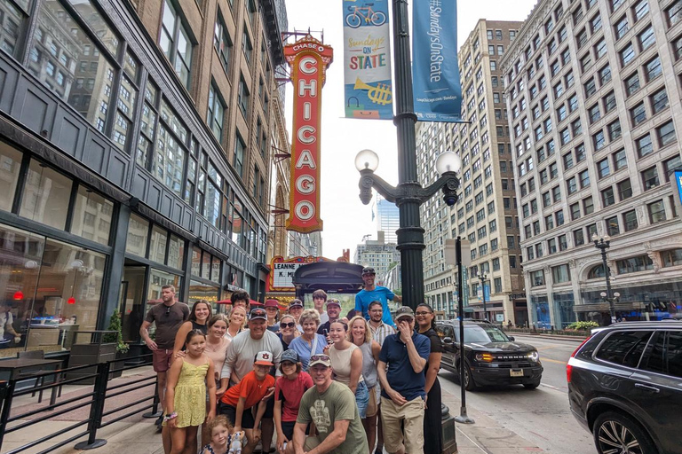 Chicago: Passeio a pé pelo melhor das atrações + aluguel de bicicleta/caiaquePasseio a pé pelos destaques de Chicago (inclui 2 horas de bicicleta ou caiaque)