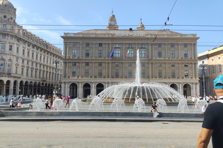 在热那亚漫步，探索历史、传统和美味在热那亚漫步，感受历史、传统和美味