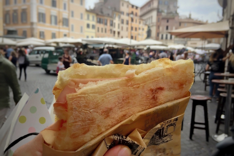 Roma: tour de comida callejera con pizza, tiramisú y café