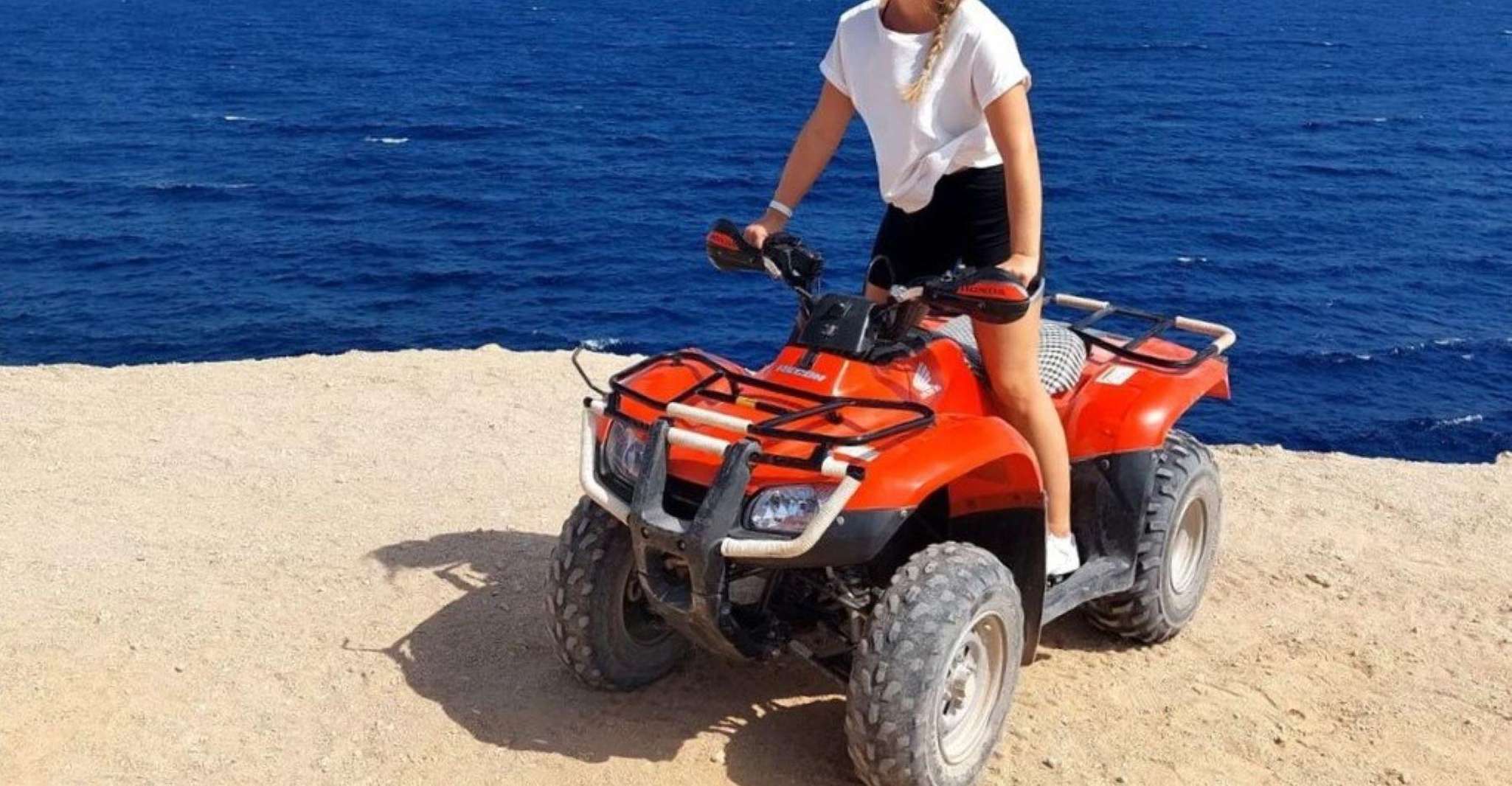 Hurghada, Deniz ve Dağlar ATV Dörtlü Bisiklet Turu - Hizvo