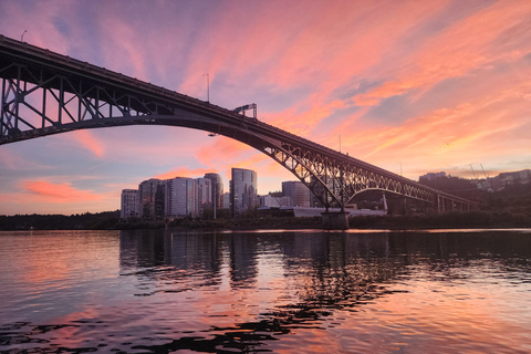 2 uur durende riviercruise bij zonsondergang op de Willamette