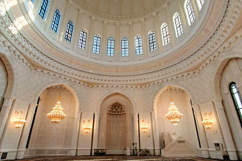 巴库：粉红湖、糖果山和贝什巴马格山之旅