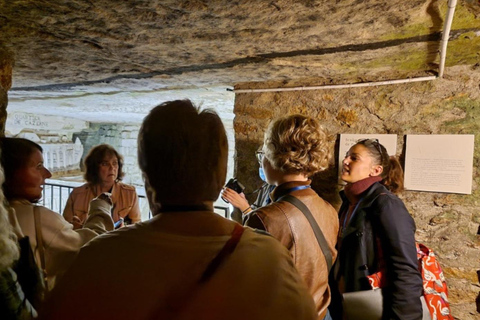 Paris Catacombs Guided Tour With Restricted Rooms Paris: Skip-the-Line Catacombs Tour with Restricted Areas