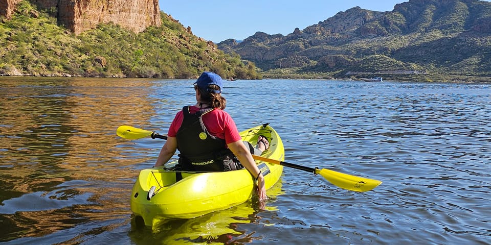 Canyon Lake: Kajaktocht met een panoramische rondleiding | GetYourGuide