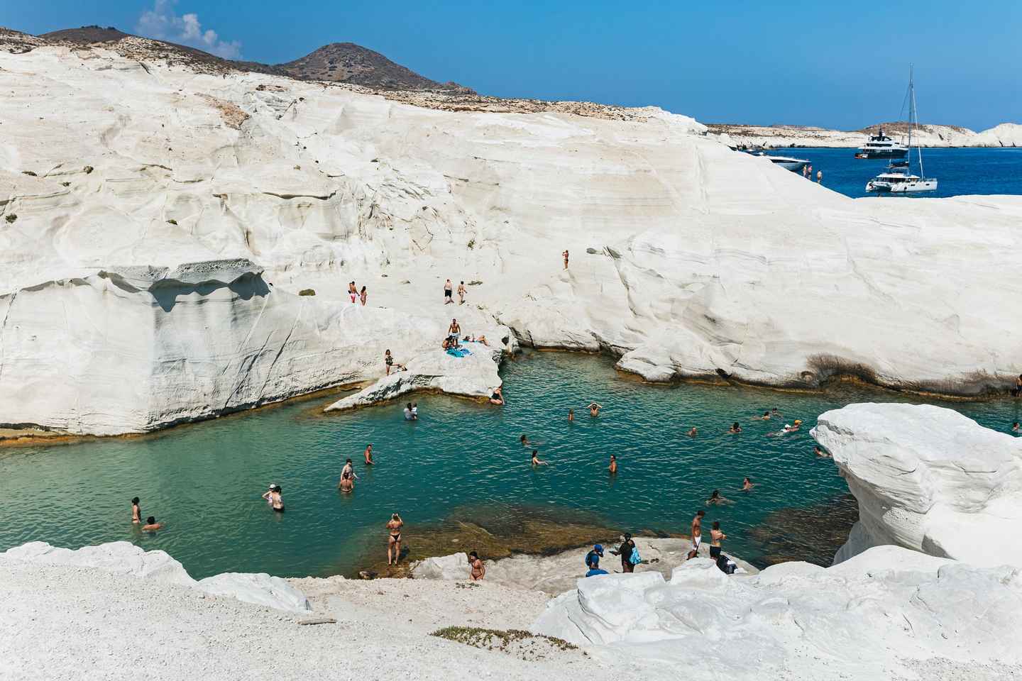 Upplifðu Milos á rafhjóli: Adamas túr