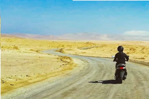 Scooter para a Reserva Nacional de Paracas