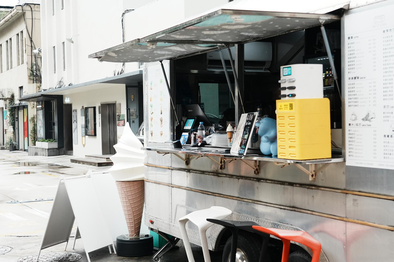 Shanghai: Suzhou Creek Industrial Heritage Walking Tour