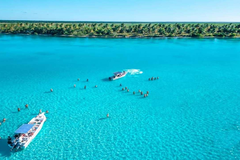 From Punta Cana: Saona Island Tour with BBQ Lunch
