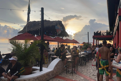 Montego Bay: Negril 7 Mile Beach & Rick's Cafe Day Trip