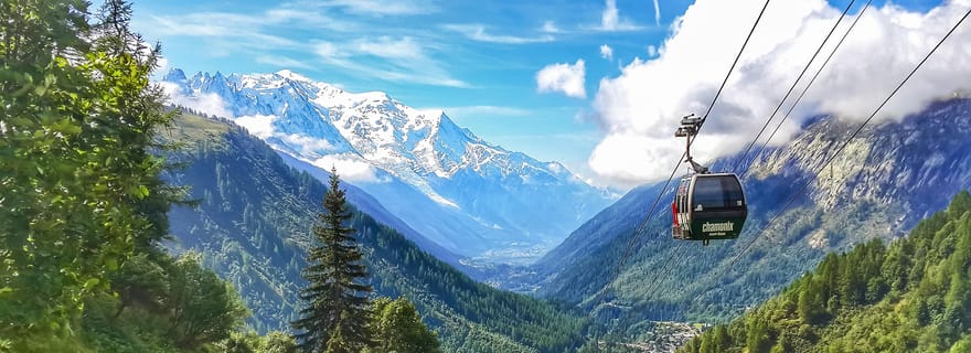 Chamonix e Monte Bianco: tour in autobus panoramico con tetto in vetro da Ginevra