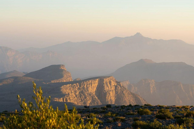 Jebel Shams Summit: Oman's Highest Peak & Grand Canyon Hike
