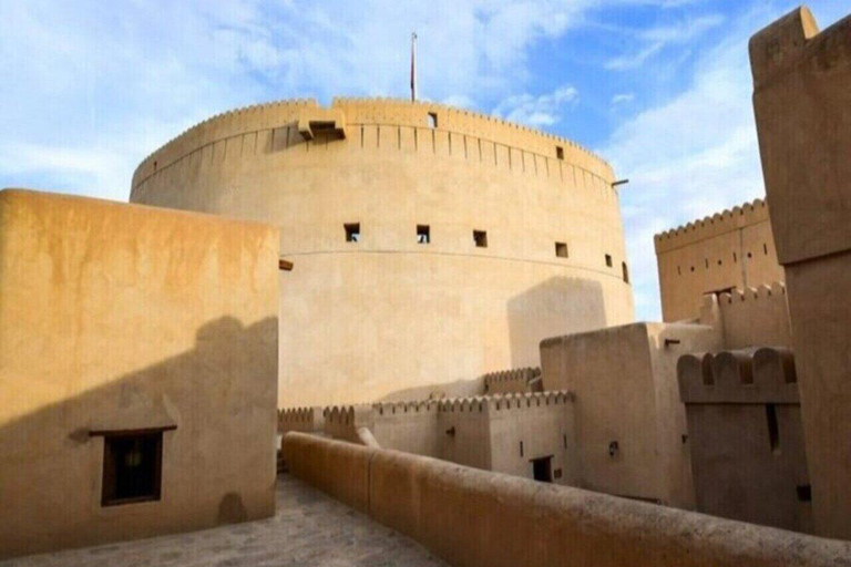 Journée complète privée Nizwa Souq, Misfah Al Arbyeen, Jebel Shams