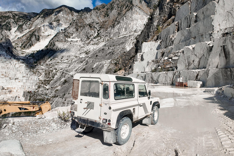 Carrara: Michelangelo Quarries and Carrara Art Studios Tour