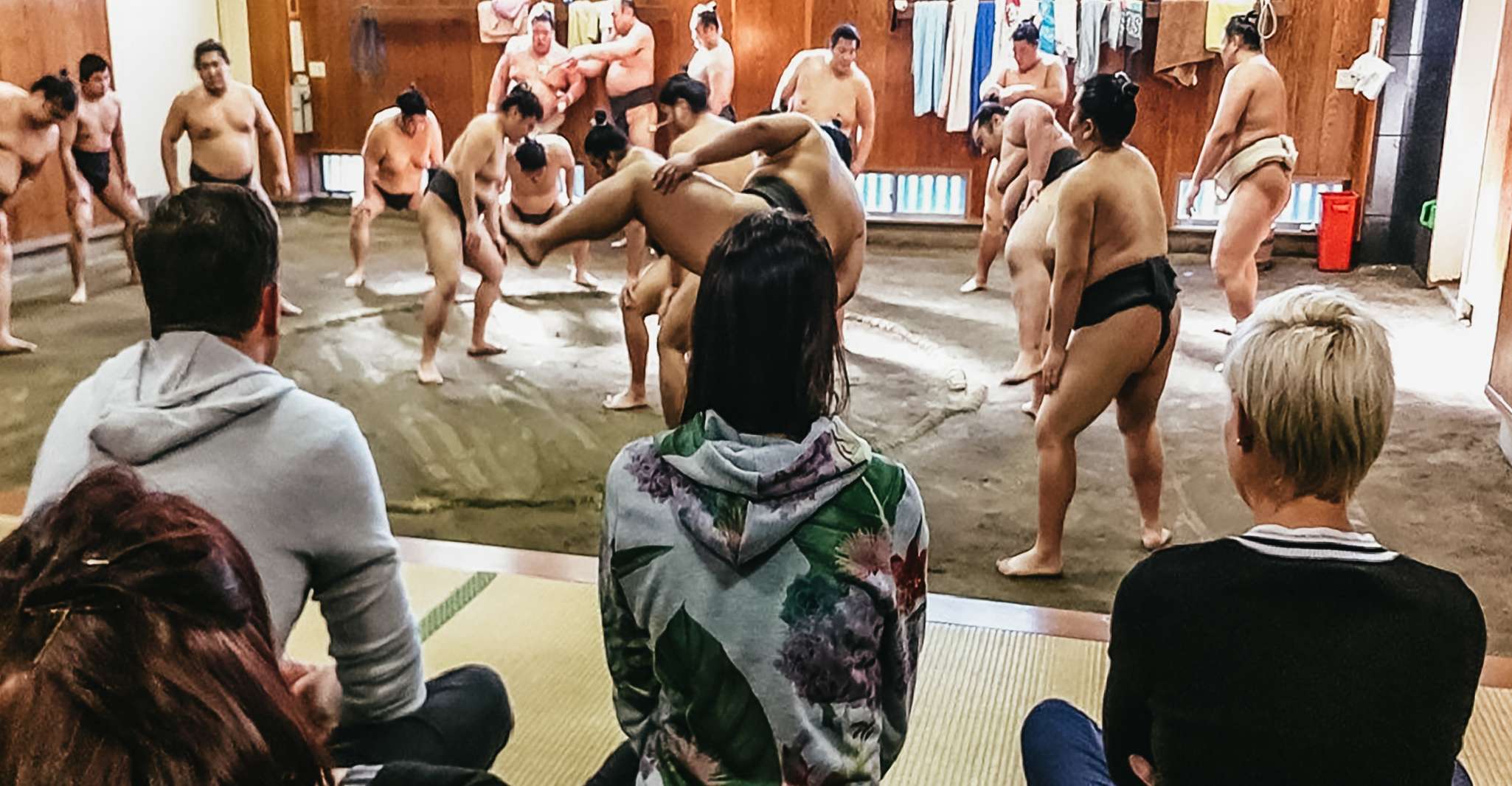 Tokyo, visita di formazione di Sumo Morning - Hizvo