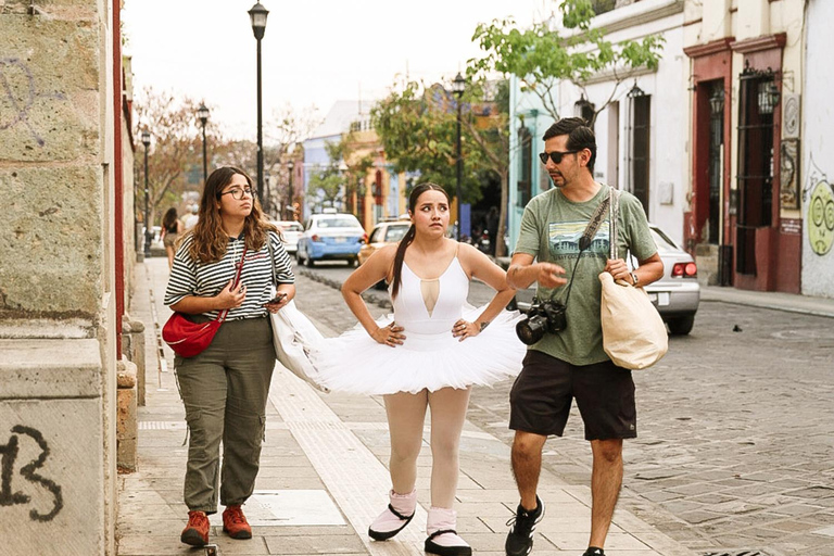 Oaxaca: Photography Shoot with Ballerina and Guide