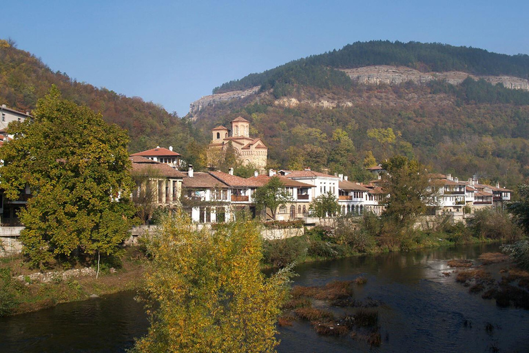 Day Tour Bucharest: Bulgarian History, Fortress & Traditions