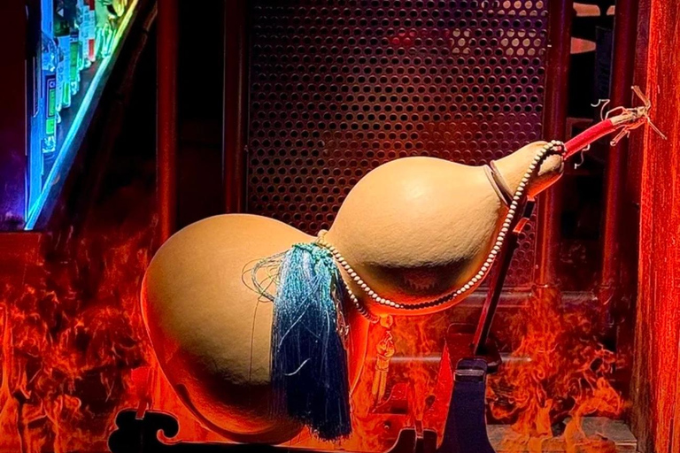 Shanghai After Dark: Taoist fortune telling bar hopping
