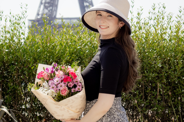 Paris: Private Photo Shoot in Two Locations Paris: Private Photo Shoot in Two Locations