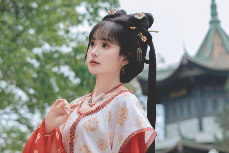 Guangzhou: Hanfu Rental and Photography Experience Hanfu Rental Only