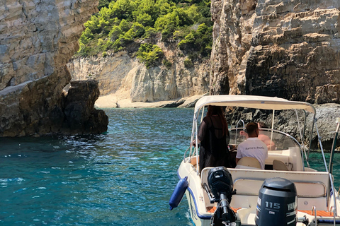 Zakynthos: Turtle Spotting and Keri Caves Boat Tour