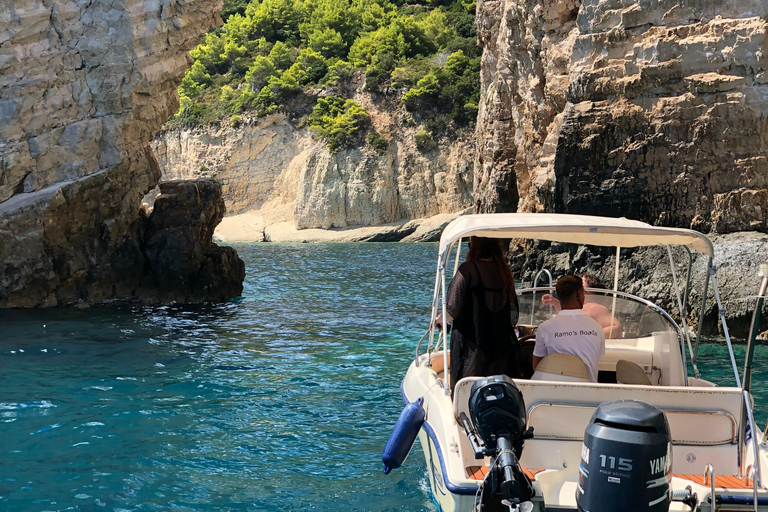 Zakynthos: Turtle Spotting and Keri Caves Boat Tour