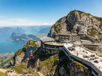 Luzern: Pilatus-Seilbahn, Zahnradbahn und Seerundfahrt