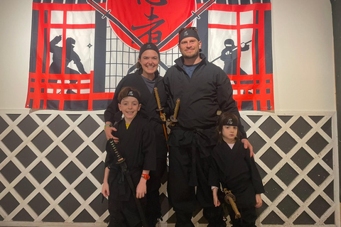 Tokyo : Ninja Experience Cafe HarajukuFormation ninja + location de costume ninja + une boisson
