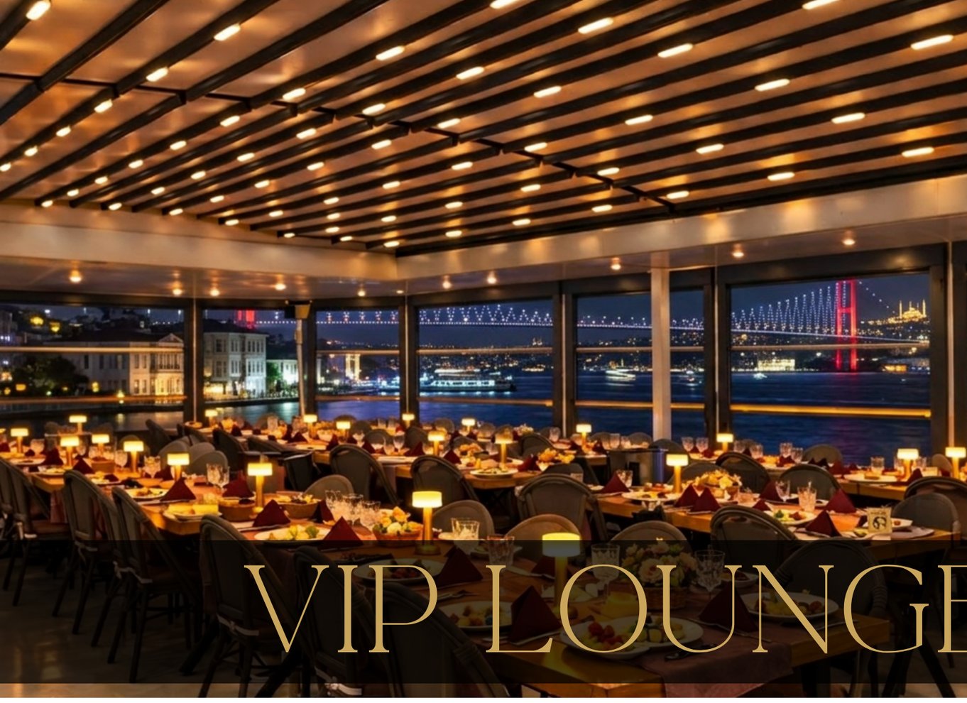 Istanbul: Bosporus-middagscruise og show med privat bord