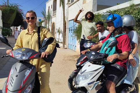Djerbahood: Scooter Tour with Horseback Ride at Sunset