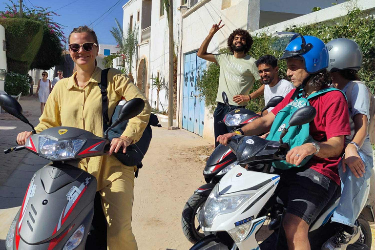 Djerbahood: Scooter Tour with Horseback Ride at Sunset