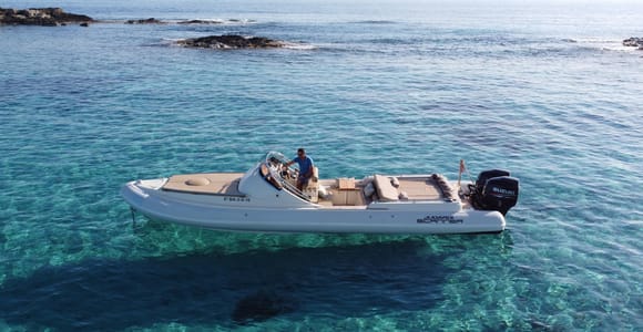 Ibiza & Formentera: Private 8-Hour Island-Hopping Boat Tour