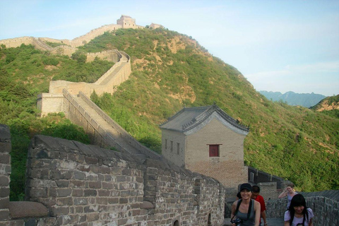 Badaling Great Wall & Longqing Gorge Day Trip with Driver