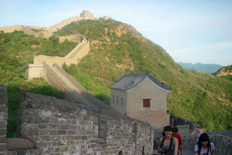 Badaling Great Wall & Longqing Gorge Day Trip with Driver