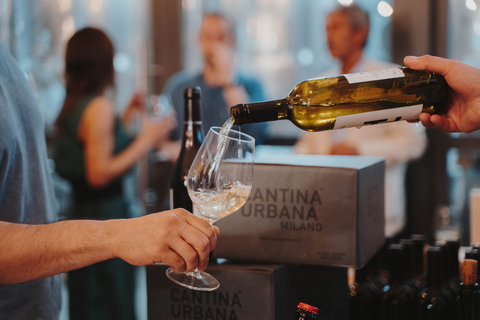 Milán: Experiencia vinícola en Cantina UrbanaMilán: Visita e Degustazione vini di Cantina Urbana Milano